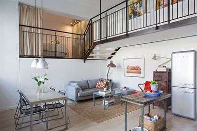 リビング・ダイニング,寝室,中二階