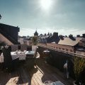 ベッドルームに隣接する屋外リビング・ダイニングのダイニング2